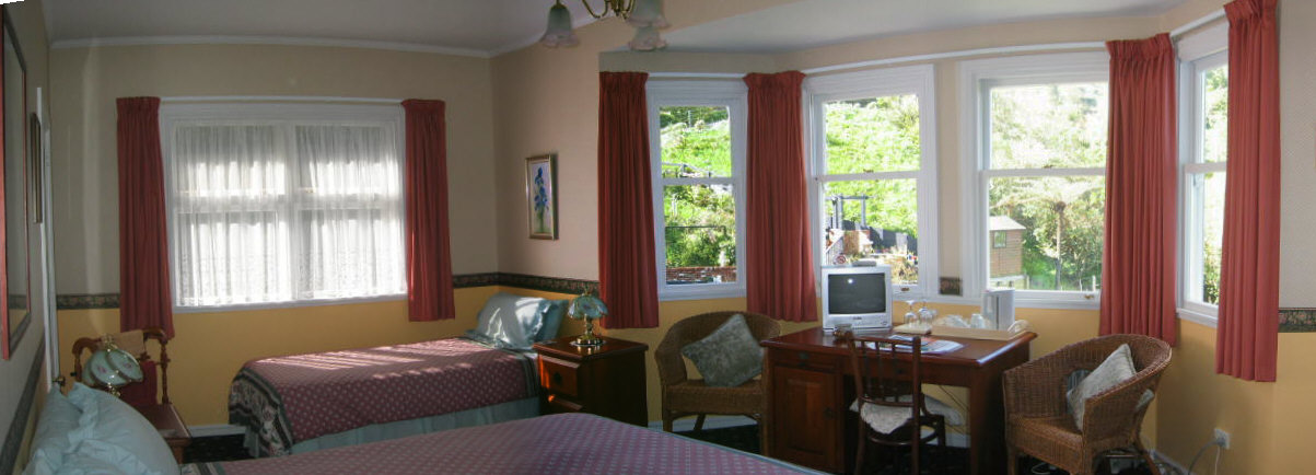 Guest bedroom 2